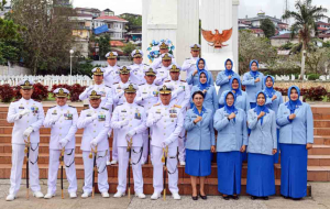 HUT ke-80 TNI AL, Kodaeral IX Ambon Gelar Ziarah, Parade, dan Tasyakuran