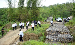 Jalan Menuju Surian Direlokasi Lagi, Pemda Sumedang Pastikan Akses Lebih Aman