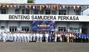 Lanal Sibolga Rayakan HUT Ke-80 TNI AL dengan Upacara dan Pemotongan Tumpeng