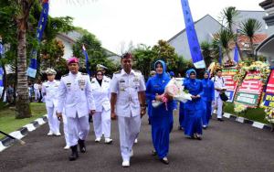 Pisah Sambut Komandan Lanal Bandung Penuh Haru