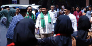 Bupati Dony, Minta Pelajar SMP Jangan Bawa Motor ke Sekolah
