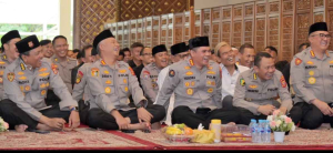Dr. Das’ad Latif Sampaikan Tausiyah dalam Binrohtal Polda Jabar