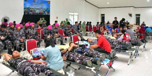 Sejuta Harapan – Prajurit Pasmar 3 Ikut Donor Darah di Kodaeral XIV Sorong