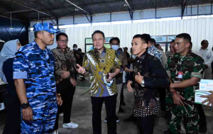 Wamen LH Tinjau Dapur Sehat Lanud Husein