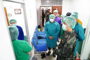 HUT ke-6 Kogabwilhan III, TNI Gelar Operasi Bibir Sumbing untuk Anak-anak Papua