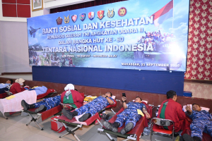 Personel Lanud Sultan Hasanuddin Ikut Donor Darah di Momen HUT ke-80 TNI