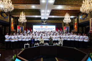 Panglima TNI Dampingi Menhan RI Beri Arahan Kepada 44 Kadet Palestina di Unhan