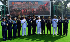 Danlanal Bandung Pimpin Upacara HUT ke-80 TNI: TNI Lahir, Berjuang, dan Kembali untuk Rakyat