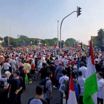 Brimob Polda Metro Jaya Kawal Aksi Damai Bela Palestina di Monas