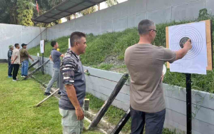 Lanal Bengkulu Gelar Latihan Menembak Rutin