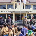Batalyon B Brimob Ajak Siswa SD Muhammadiyah 41 Kenal Brimob