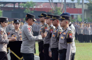 Kapolda Jatim Lepas 79 Personel Pamapta