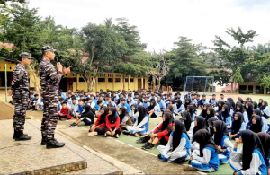 TNI AL Babinpotmar Lanal Bengkulu Gelar Sosialisasi di SMAN 7