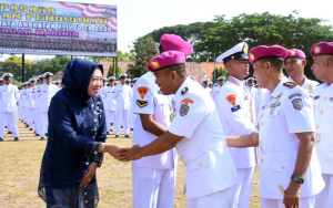 Asops Danpasmar 3 Hadiri Penutupan Dikmaba dan Dikmata XLIV/2 Korps Marinir