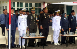Panglima TNI Hadiri Upacara Ziarah Nasional Hari Pahlawan 2025 di TMP Kalibata
