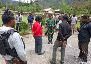 Babinsa Koramil 1714-01/Mulia Dorong Percepatan Pembangunan KDKMP di Puncak Jaya