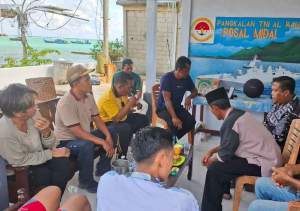 Pos TNI AL Midai Cabang Dinas Kelautan dan Perikanan Natuna, Edukasi Nelayan