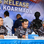 Guspurla Koarmada III Bongkar Kapal Ikan Bermuatan Solar Ilegal di Perairan Utara Pulau Buru