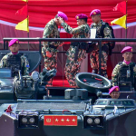 Panglima TNI Dikukuhkan sebagai Warga Kehormatan Pasukan Pendarat Korps Marinir