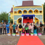 Lanal Dumai Hidupkan Siak dengan Pasar Murah dan Khitanan Massal
