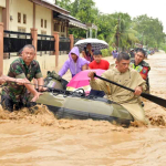 TNI Gerak Cepat di Aceh: Evakuasi, Bantuan Logistik, dan Layanan Kesehatan Dimaksimalkan