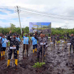 Kodaeral X Ajak Masyarakat Peduli Pesisir: Menanam Mangrove untuk Masa Depan Papua