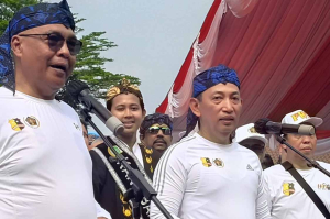 Kapolri Lepas Jalan Sehat Kick Off HPN 2025 di Serang