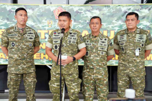 TNI Kerahkan Kekuatan Udara, Laut, dan Darat untuk Menembus Daerah Terisolir
