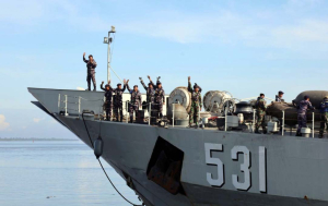 Dua Kapal Perang TNI AL Diberangkatkan dari Dumai: Misi Kemanusiaan di Aceh dan Sumut