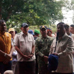 Panglima TNI Dampingi Presiden Tinjau Langsung Lokasi Banjir di Aceh