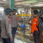 Brimob PMJ Sigap Amankan Pasar Induk Kramat Jati Usai Kebakaran