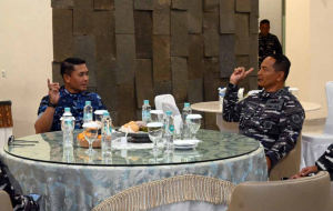 Danlanud Sultan Hasanuddin Sambut Kunjungan Kerja Wakasal di Makassar