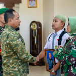 Panglima TNI Kuatkan Keluarga Prajurit yang Gugur Saat Bertugas Tangani Bencana di Padang