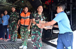 TNI AU Salurkan Bantuan Kemanusiaan ke Aceh dan Sumatera