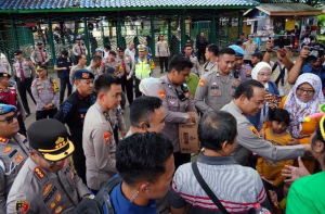 Dansat Brimob PMJ Dampingi Kapolda Tinjau Ragunan dan Ancol dalam Operasi Lilin Jaya 2025