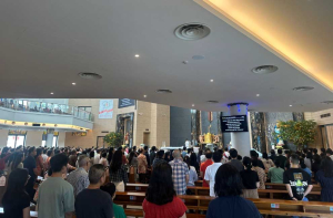 Batalyon C Pelopor Laksanakan OPS Lilin Jaya 2025 di Gereja Santo Kristoforus Grogol