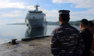 TNI AL Gerak Cepat Salurkan Bantuan ke Kepulauan Nias