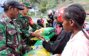 Gerakan Pangan Murah Kodim 1714/Puncak Jaya Bantu Stabilkan Harga Beras