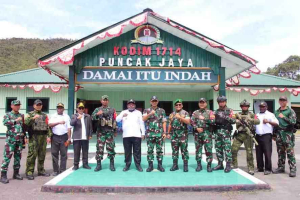 Danrem 173/PVB Kunjungi Kodim 1714/Puncak Jaya