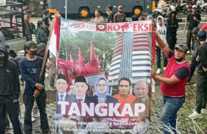 Mahasiswa Desak KPK Periksa Perumda Bekasi