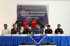 Tegakkan Hukum dan Cegah Hama Penyakit, Lanal Nias Musnahkan 227 Ekor Babi Ilegal