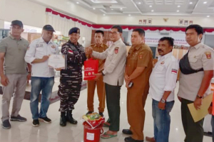 Danposal Mukomuko Salurkan Bantuan Kemanusiaan ke Korban Bencana Sumbar
