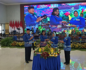 Ketua Umum PPAL dan Ketua Umum PIPAL Semarakkan HUT Ke-8 Paguyuban Purnawirawan Kowal