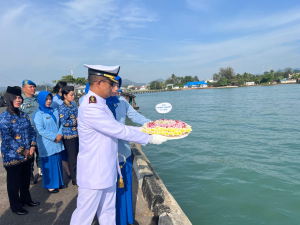 Danlanal Dabo Singkep Pimpin Hari Dharma Samudera