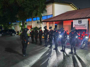 Patroli Gabungan Batalyon B Pelopor Satbrimob dan Samapta Amankan Enam Remaja