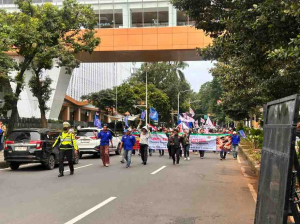 Brimob Metro Jaya Kawal Aksi Damai