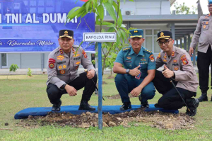 Lanal Dumai Sambut Kapolda, Soliditas Menguat