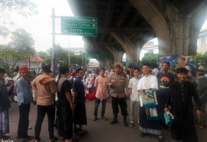 Polisi Amankan Sholat Idul Fitri di Koja