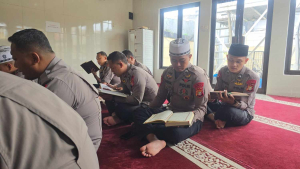Gegana Polda Metro Jaya Perkuat Iman Ramadan