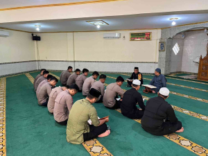 Brimob Metro Jaya Hidupkan Ramadan Lewat Tadarus